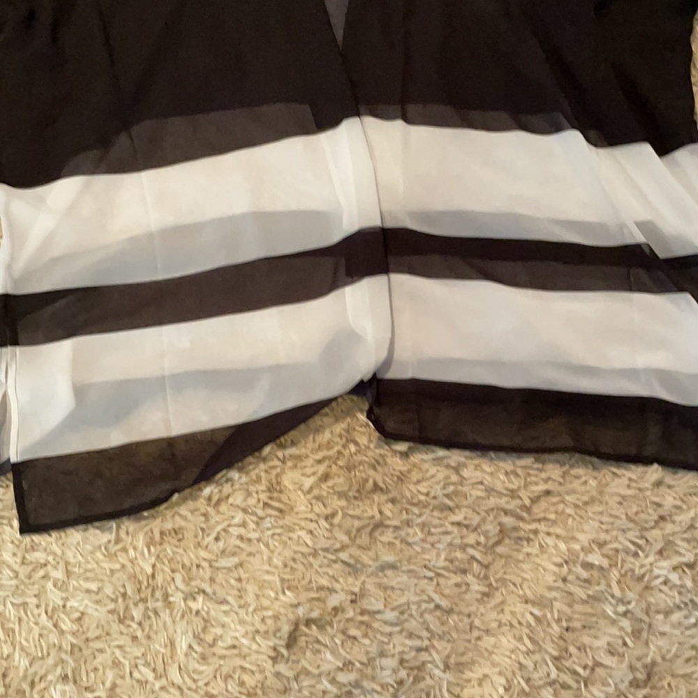 NWT Beach Coverup from Nordstrom - Picture 3 of 3